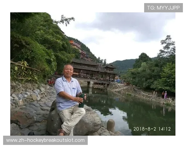 荔波公开赛颁奖仪式盛大举行获奖选手笑逐颜开尽显自豪荣耀