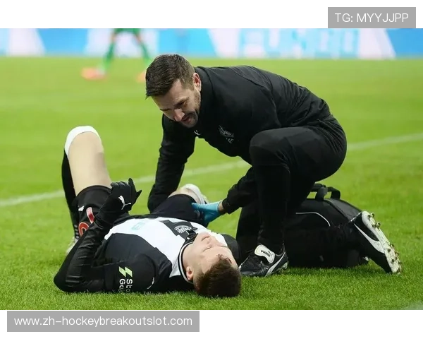 调查报告:社交媒体对英超年轻球员心理影响的追踪研究